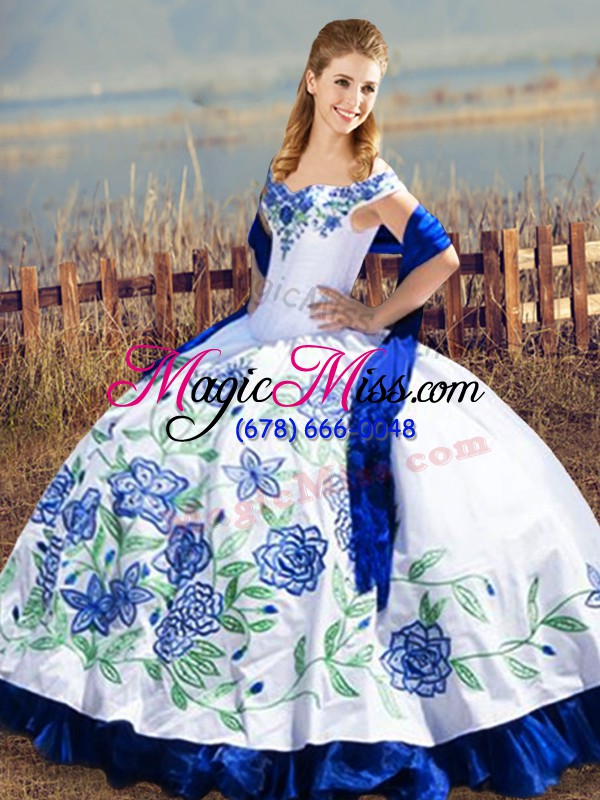 wholesale deluxe blue and white sleeveless satin and organza lace up 15th birthday dress for sweet 16 and quinceanera