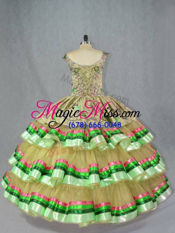 wholesale straps sleeveless organza quinceanera dresses embroidery and ruffled layers lace up