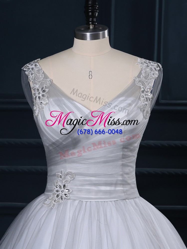 wholesale fine grey v-neck lace up beading and appliques wedding dress court train sleeveless