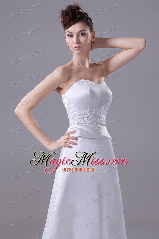 wholesale lace and beading sweetheart watteau train wedding dress