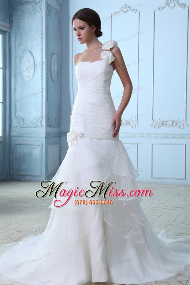 wholesale modest a-line one shoulder court train organza ruch and hand made flowers wedding dress