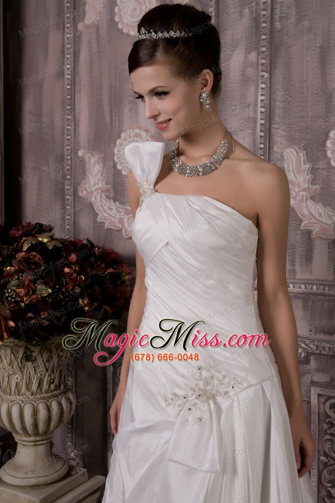 wholesale luxurious a-line one shoulder court train elastic woven satin appliques wedding dress