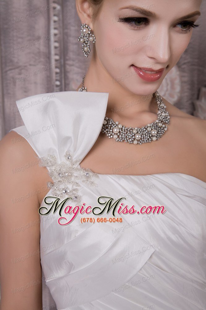 wholesale luxurious a-line one shoulder court train elastic woven satin appliques wedding dress