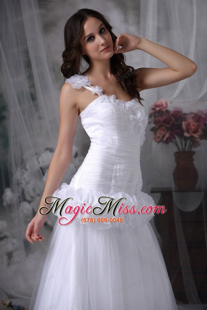 wholesale beautiful a-line one shoulder brush train taffeta and tulle hand made flowers wedding dress