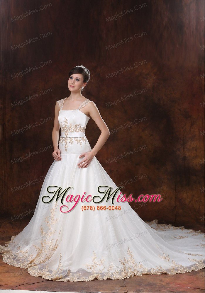 wholesale stylish embroidery straps organza and taffeta 2013 wedding dress chapel train