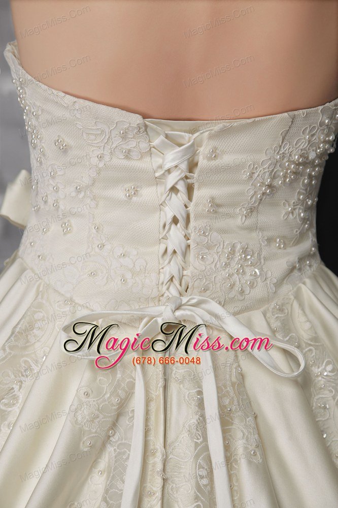 wholesale fashionable a-line/princess halter brush/sweep satin lace and beading wedding dress