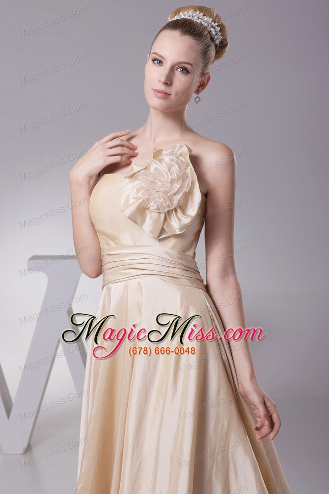 wholesale hand made flowers strapless princess wedding dress with brush train