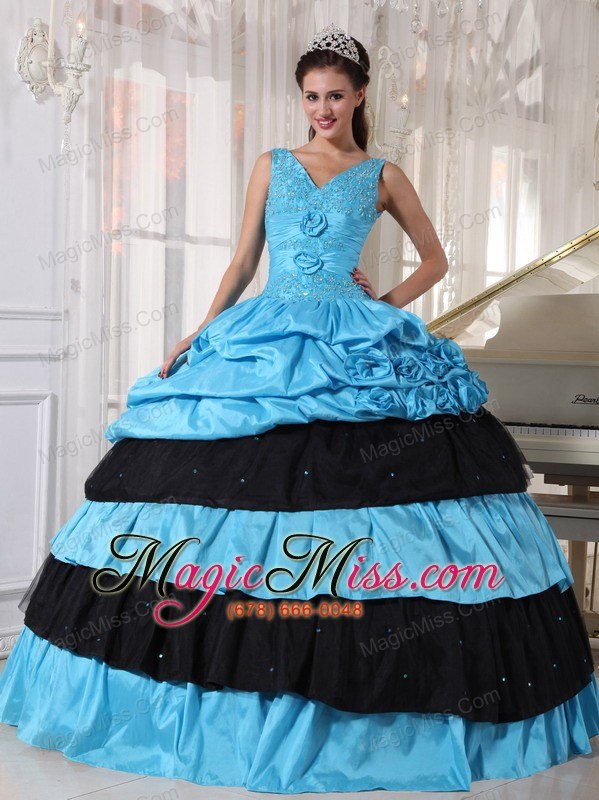 wholesale light blue and black ball gown v-neck floor-length taffeta beading quinceanera dress