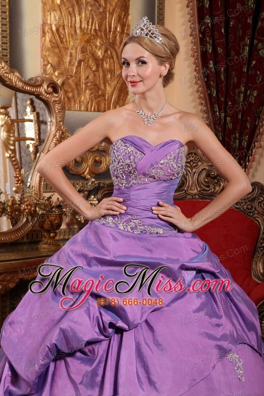 wholesale lavender ball gown sweetheart floor-length taffeta appliques quinceanera dress