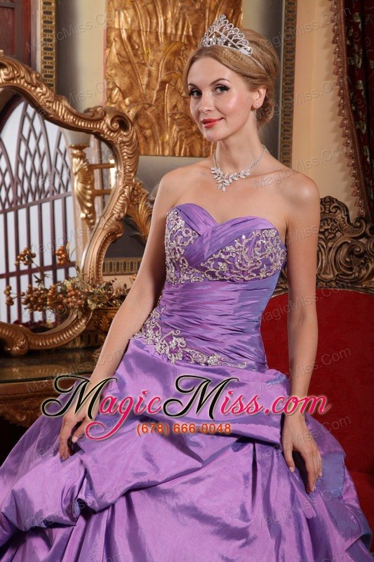 wholesale lavender ball gown sweetheart floor-length taffeta appliques quinceanera dress