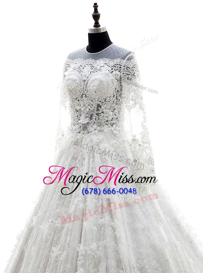 wholesale stylish white a-line scoop long sleeves lace court train zipper appliques wedding dress