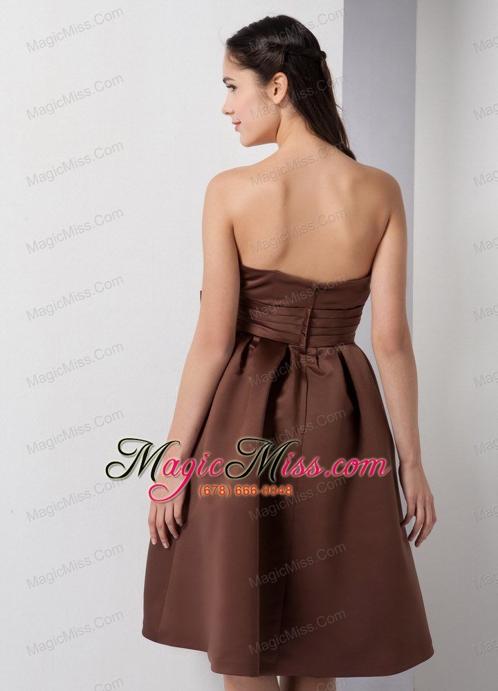 wholesale brown a-line strapless knee-length satin bow prom dress