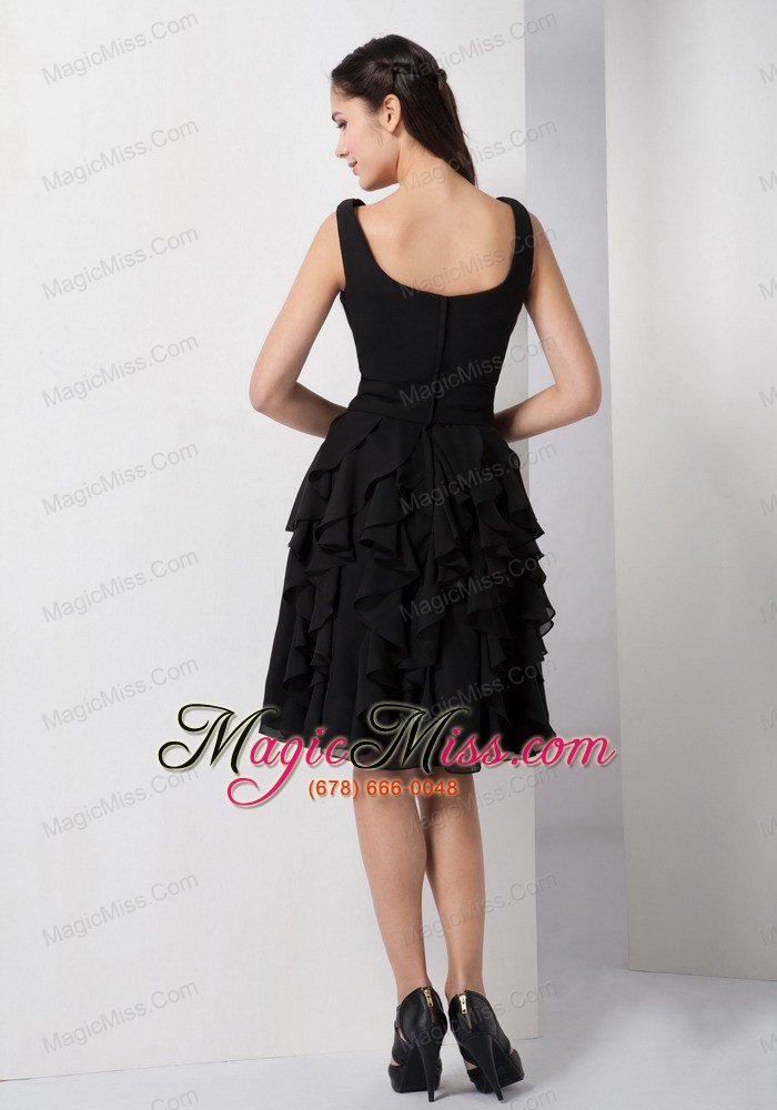 wholesale gorgeous black a-line v-neck knee-length ruffles bridesmaid dress chiffon