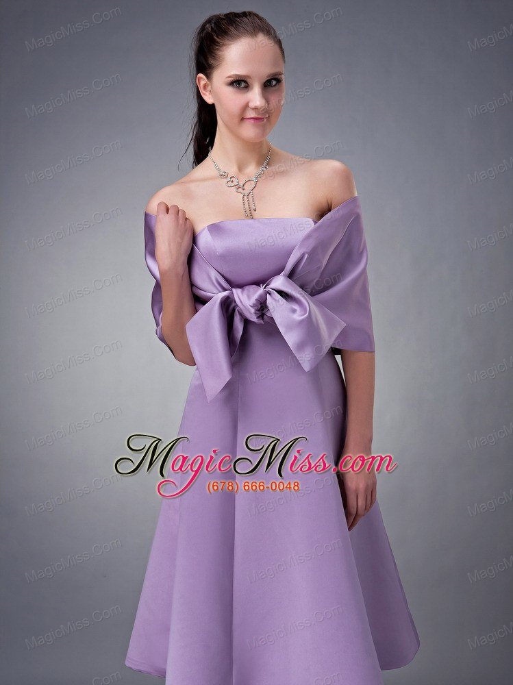 wholesale chic lavender a-line strapless bridesmaid dress tea-length satin