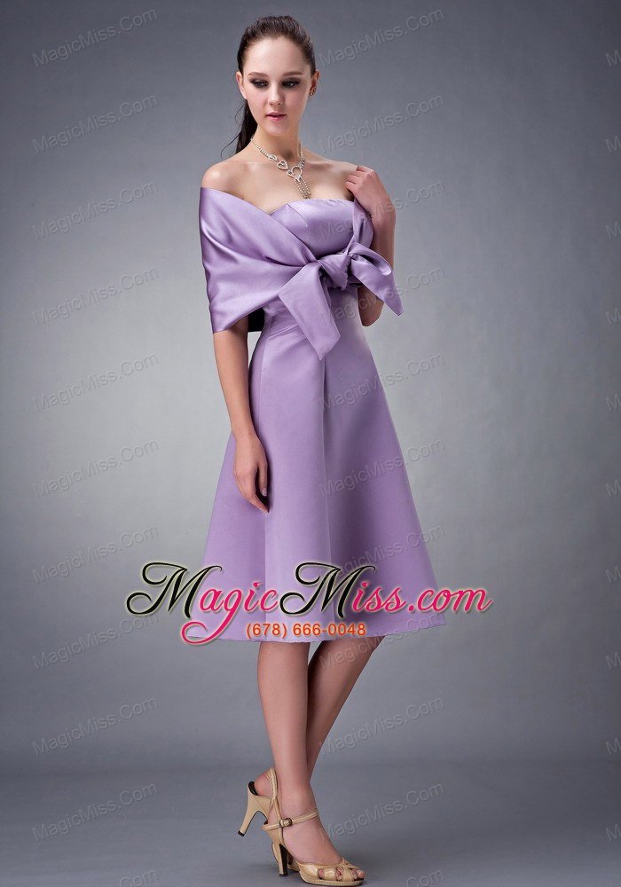 wholesale chic lavender a-line strapless bridesmaid dress tea-length satin