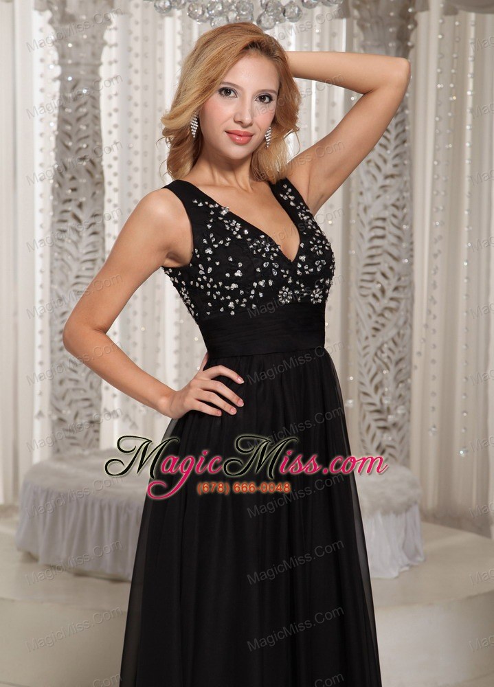 wholesale v-neck beaded bodice cheap prom celebrity dress black chiffon