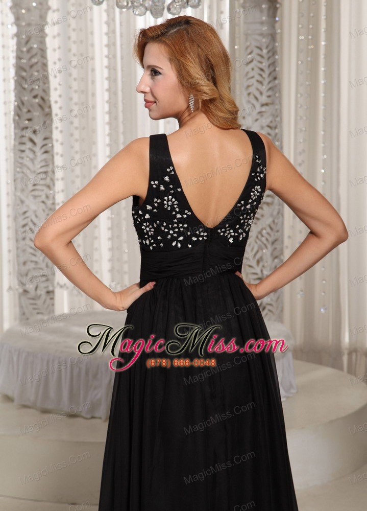 wholesale v-neck beaded bodice cheap prom celebrity dress black chiffon