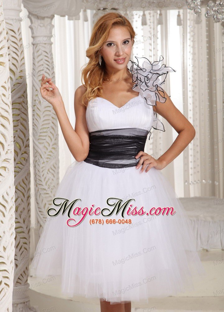 wholesale one shoulder a-line white prom homecoming dress hand made flower