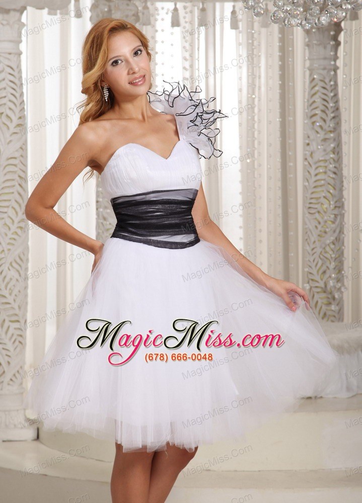 wholesale one shoulder a-line white prom homecoming dress hand made flower