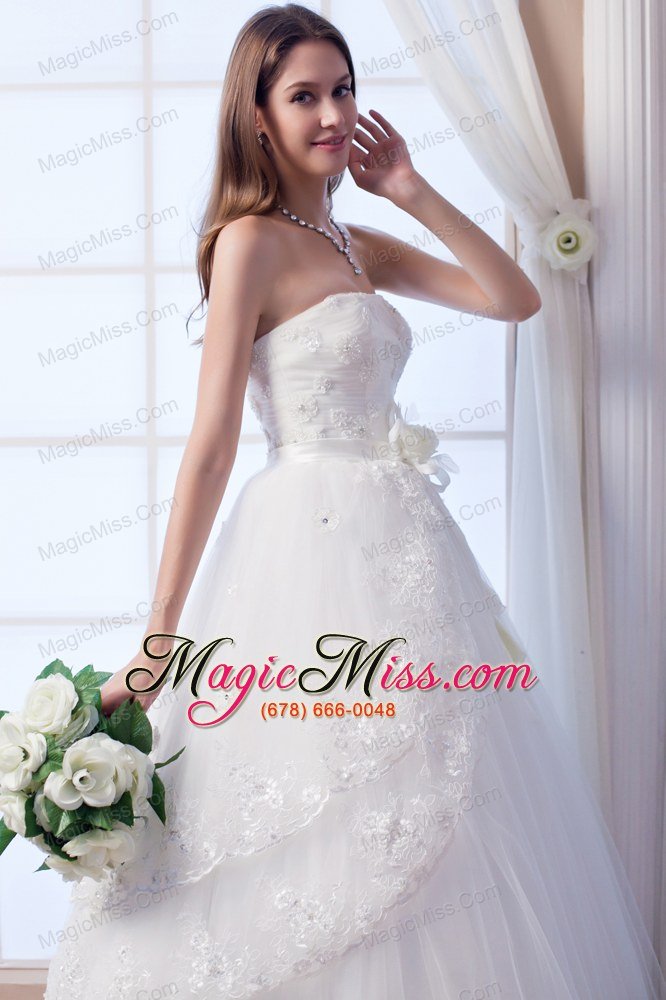 wholesale beautiful a-line sweetheart floor-lengthtulle appliques and hand made flowers wedding dress