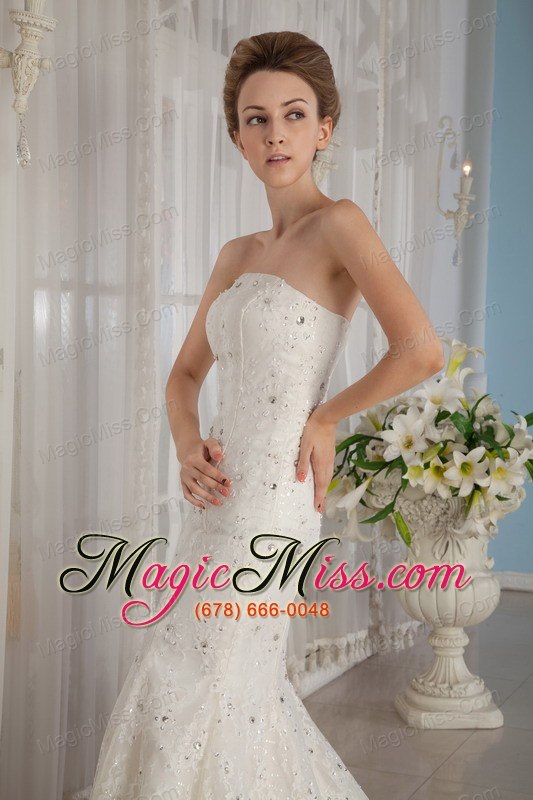 wholesale luxurious trumpet / mermaid strapless court train lace beading wedding dress