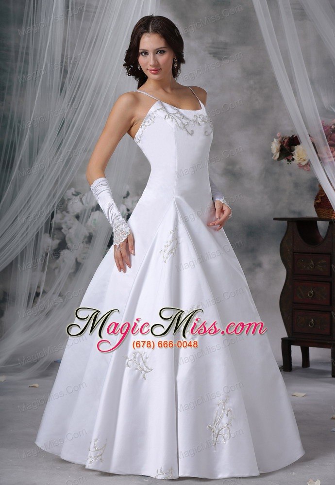 wholesale mason city iowa embroidery decorate bodice straps floor-length ball gown satin modest style wedding dress for 2013