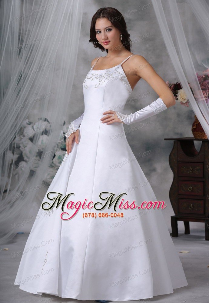 wholesale mason city iowa embroidery decorate bodice straps floor-length ball gown satin modest style wedding dress for 2013