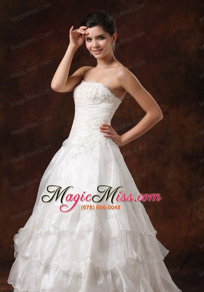 wholesale ruffles layered and lace decorate bust for 2013 wedding dress