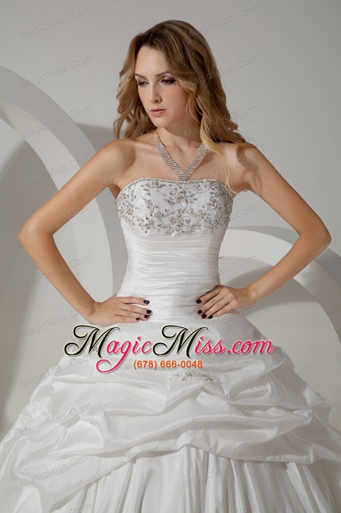 wholesale romantic ball gown strapless court train taffeta beading wedding dress