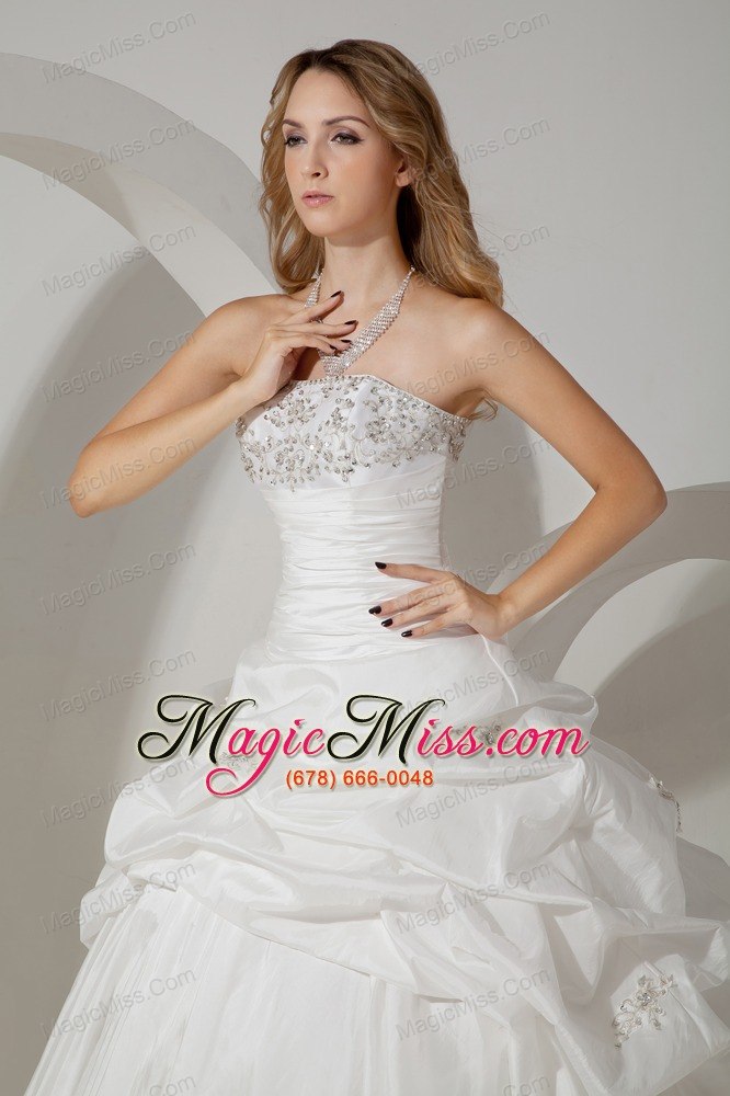 wholesale romantic ball gown strapless court train taffeta beading wedding dress