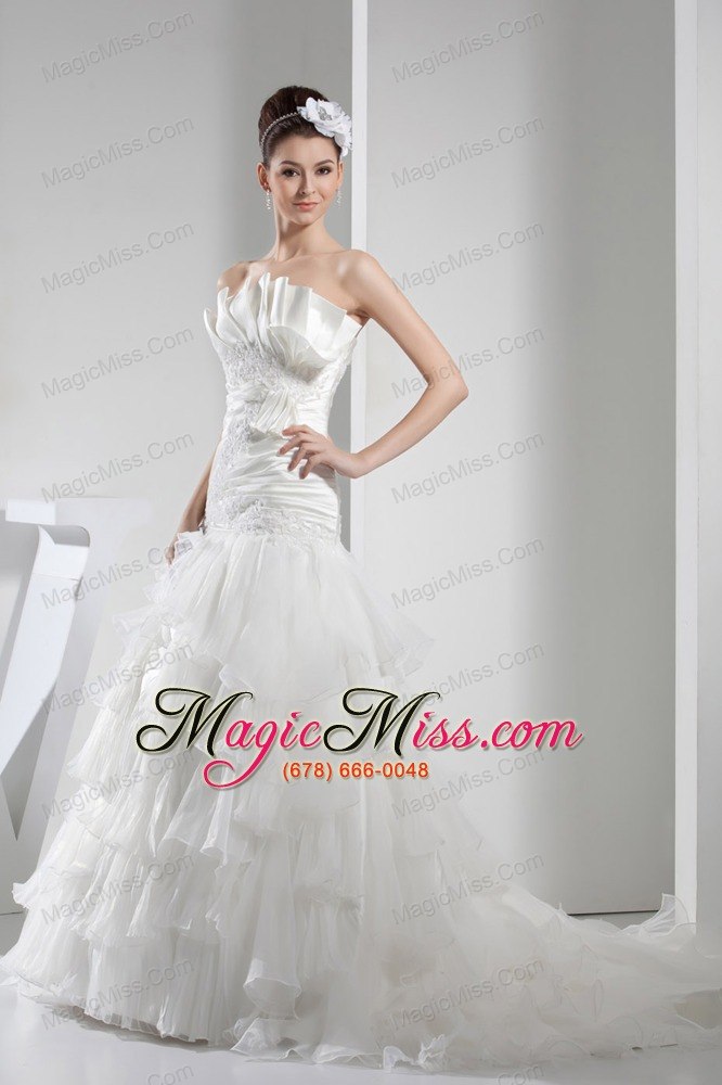 wholesale appliques pleats strapless a-line court train ruffled layers wedding dress