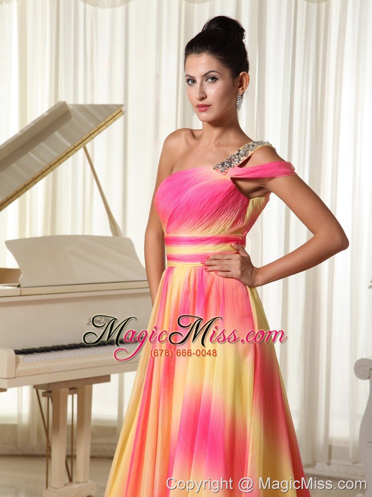 wholesale ombre color chiffon beaded decorate shoulder prom dress with court train texas