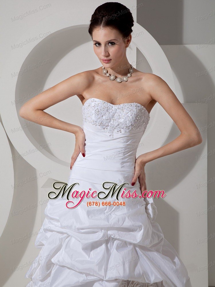 wholesale pretty a-line sweetheart court train taffeta hand made flower and appliques wedding dress