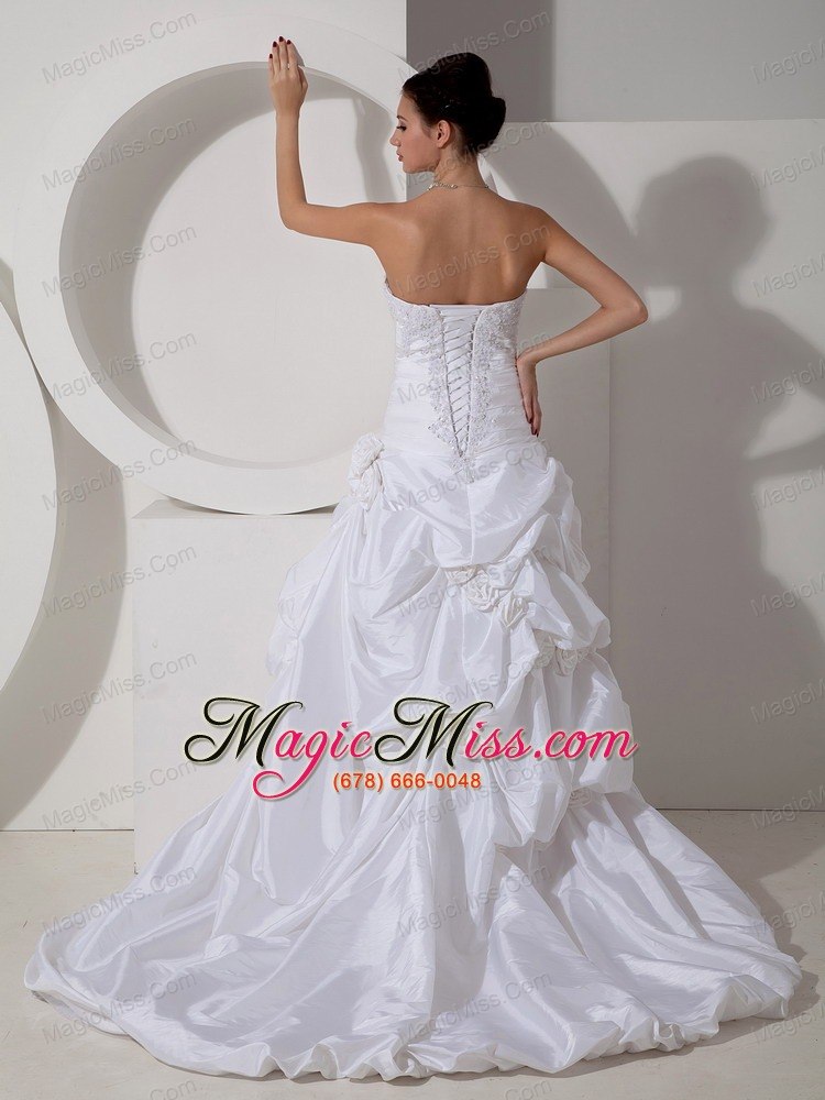 wholesale pretty a-line sweetheart court train taffeta hand made flower and appliques wedding dress