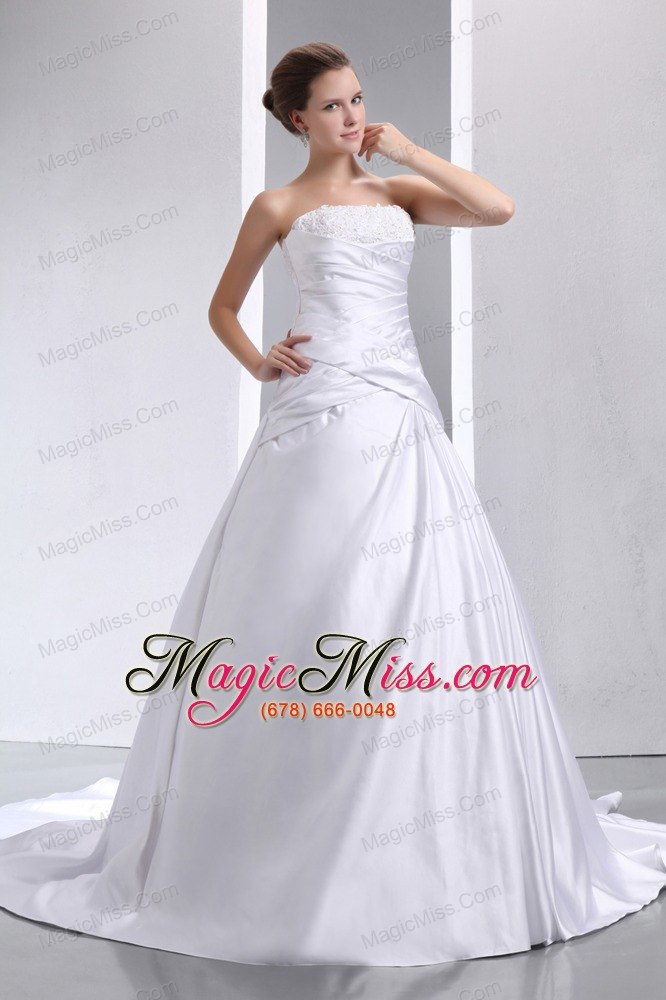 wholesale romantic a-line strapless chapel train taffeta appliques and ruch wedding dress