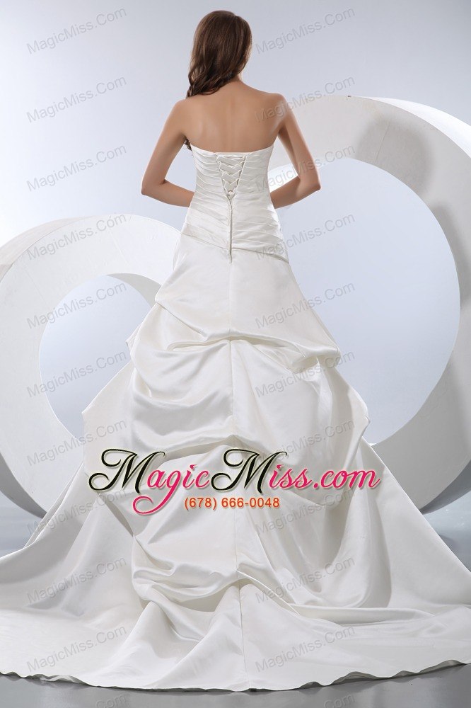 wholesale simple a-line strapless chapel train taffeta pick-ups wedding dress