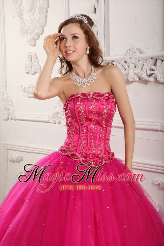 wholesale elegant ball gown strapless floor-length tulle beading hot pink quinceanera dress