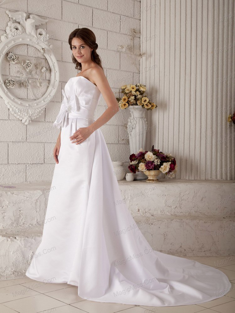 wholesale sweet a-line / princess strapless court train satin beading and bow wedding dress