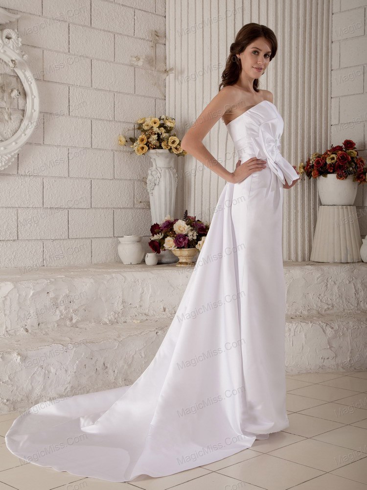 wholesale sweet a-line / princess strapless court train satin beading and bow wedding dress