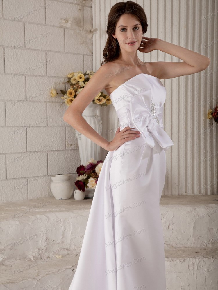 wholesale sweet a-line / princess strapless court train satin beading and bow wedding dress