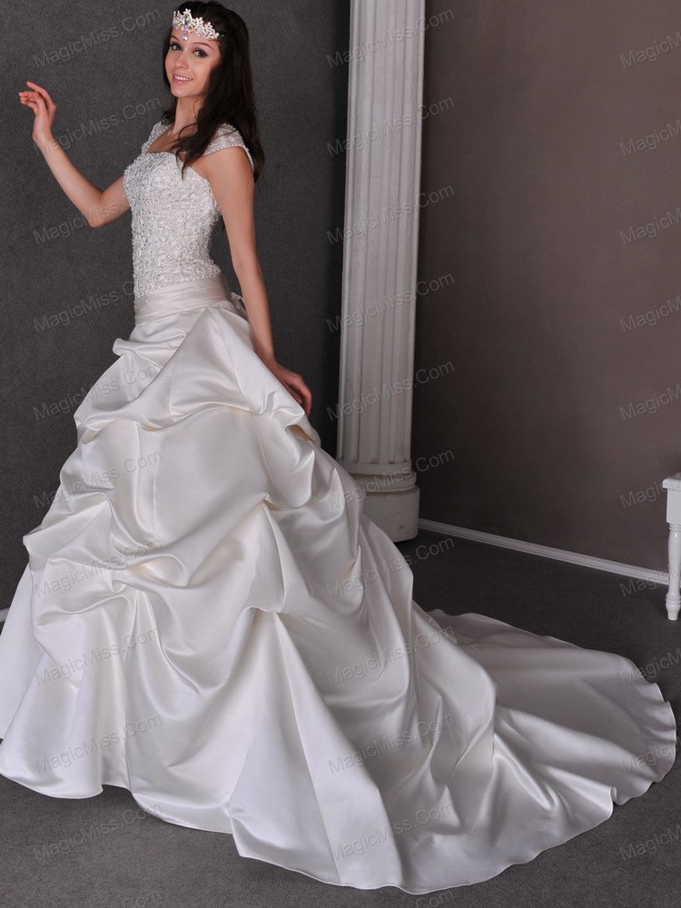 wholesale romantic a-line straps chapel train taffeta appliqes and pick-ups wedding dress