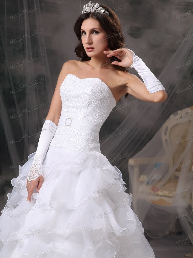 wholesale fashionable a-line / princess sweetheart floor-length organza ruffles wedding dress