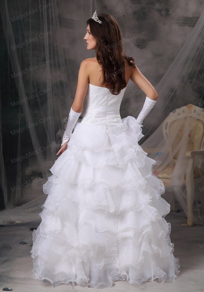 wholesale fashionable a-line / princess sweetheart floor-length organza ruffles wedding dress