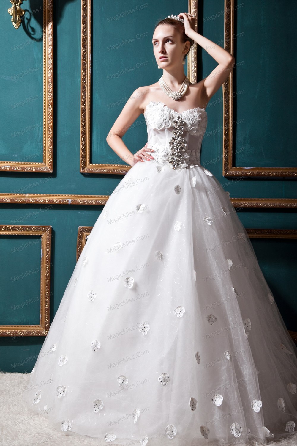 wholesale beautiful ball gown sweetheart floor-lengthtulle beading and appliques wedding dress