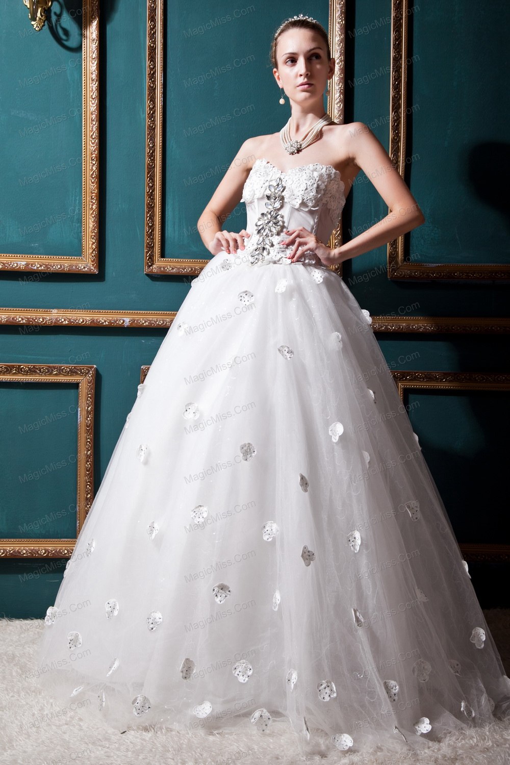 wholesale beautiful ball gown sweetheart floor-lengthtulle beading and appliques wedding dress