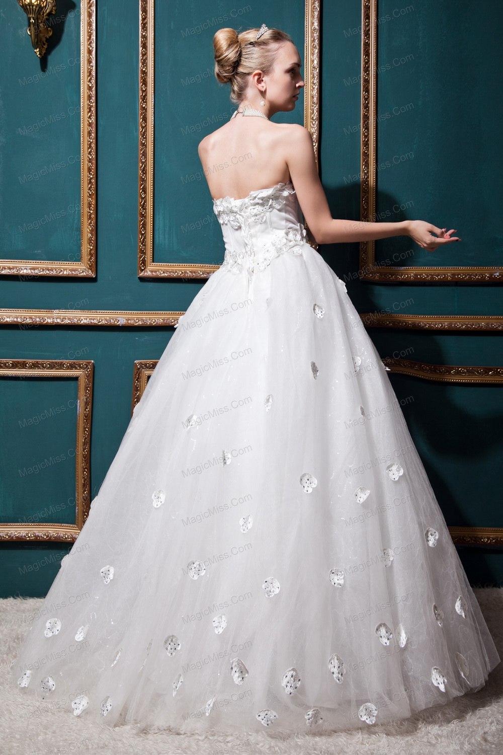 wholesale beautiful ball gown sweetheart floor-lengthtulle beading and appliques wedding dress