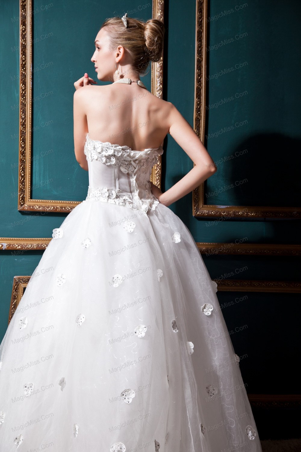 wholesale beautiful ball gown sweetheart floor-lengthtulle beading and appliques wedding dress