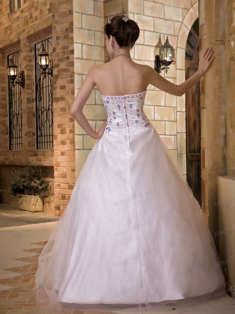 wholesale simple a-line sweetheart floor-length taffeta and tulle embroidery wedding dress