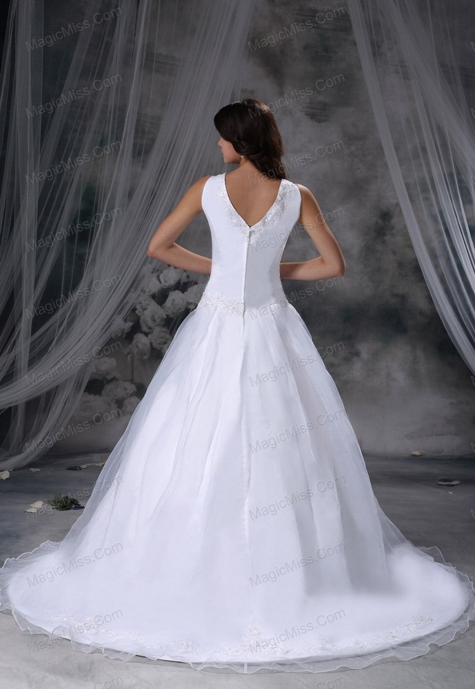 wholesale perry iowa appliques decorate bust ball gown wedding dress for 2013 chapel train organza and satin