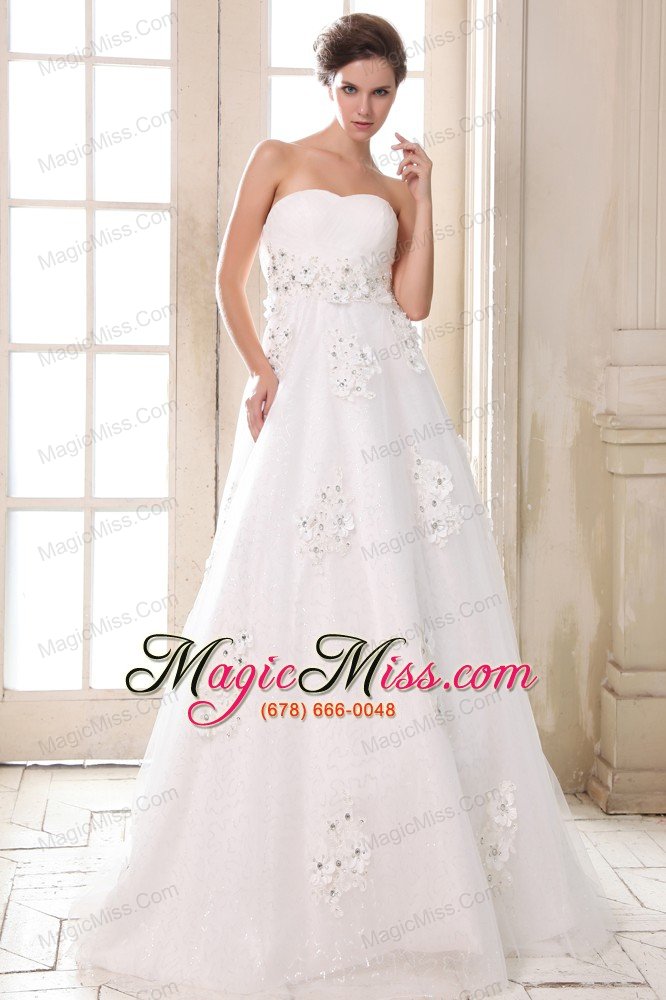 wholesale affordable a-line sweetheart brush train taffeta beading and appliques wedding dress